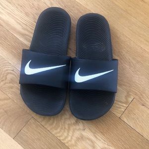 Boys Nike Slides